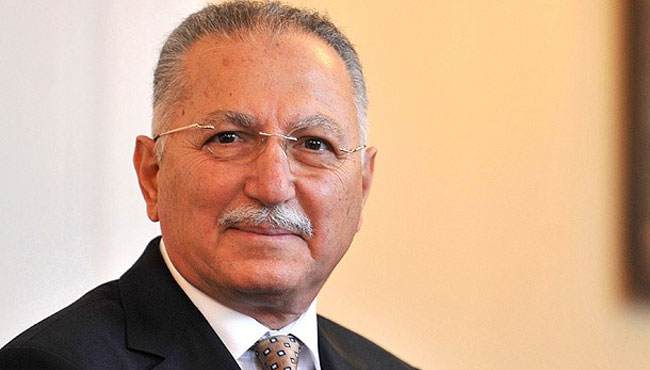Ekmeledin İhsanoğlu Zeytinburnu’nda