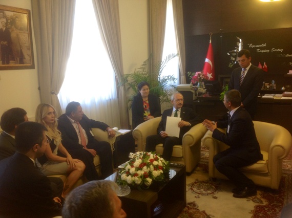 CHP Kadın Kolları Şili’li Madenciler ile Buluştu