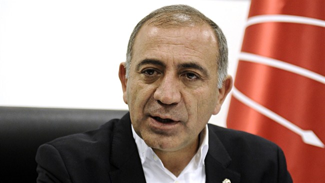 CHP’nin 2 numarası AKP kongresinde