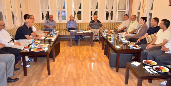 Büyükçekmece’de 4 parti ortak büro açacak