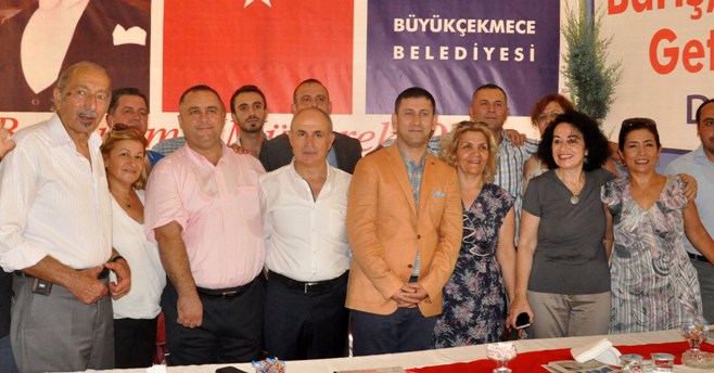 Büyükçekmece Ailesi yeni evinde bayramlaştı