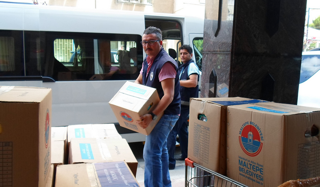 Maltepe Belediyesi’nden ihtiyaç sahibi ailelere yardım eli