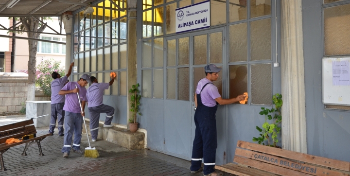 ÇATALCA BELEDİYESİ CAMİLERİ BAYRAMA HAZIRLIYOR