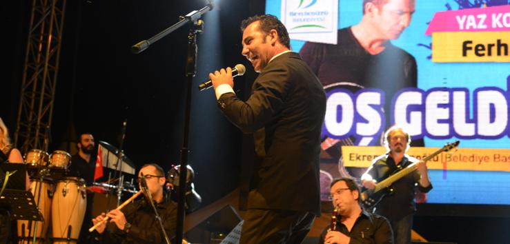 Beylikdüzü Ferhat Göçer’le kendinden geçti