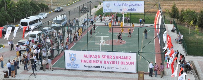 ALİPAŞA SPOR ALANI HİZMETE AÇILDI