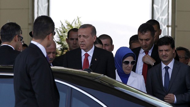 AKP’de kritik toplantı başladı..