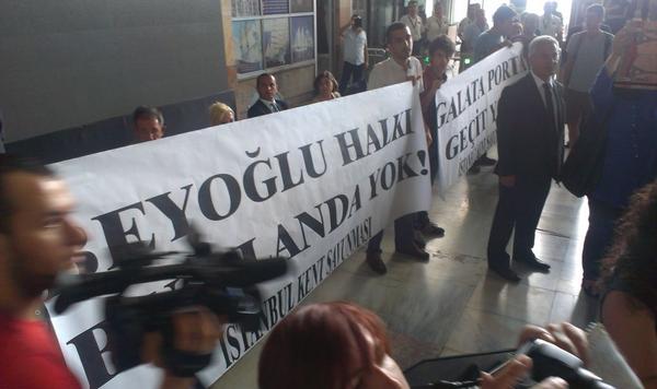 Kent Savunması, Galataport ÇED toplantısını iptal ettirdi