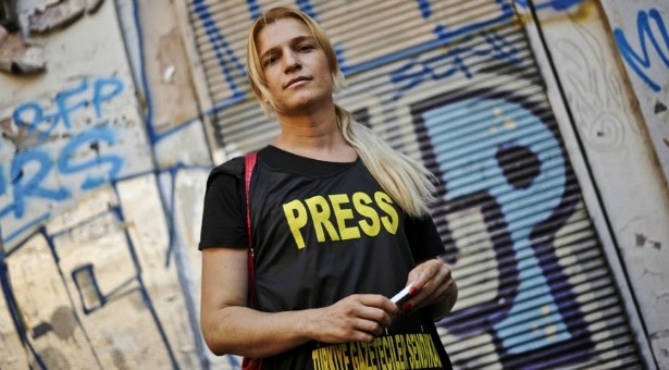 DİSK Basın İş’ten trans muhabir Demishevich’e destek