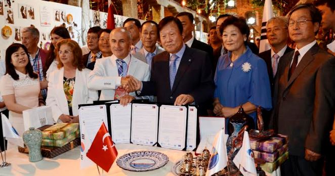 Hasan Akgün, FIDAF ödülünü almak için Kore’de