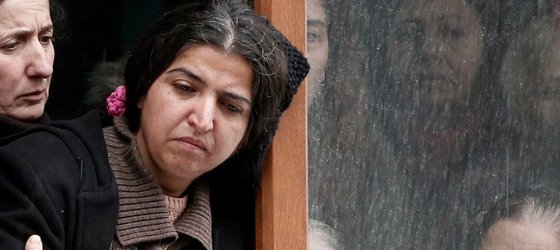 Annesine Berkin’in yanındaki yeri vermediler