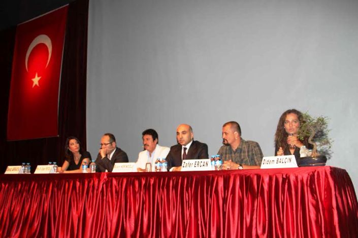 Ünlüler Bakırköy’de bonzai’ye hayır dedi