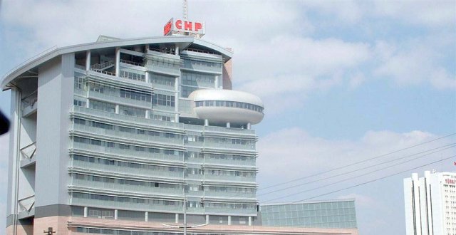 CHP’de uzmanlık dönemi