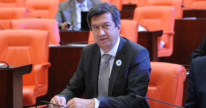 CHP’li Öğüt: ‘Bazı merkezlerde hastalara uyuşturucu satıldığı…’