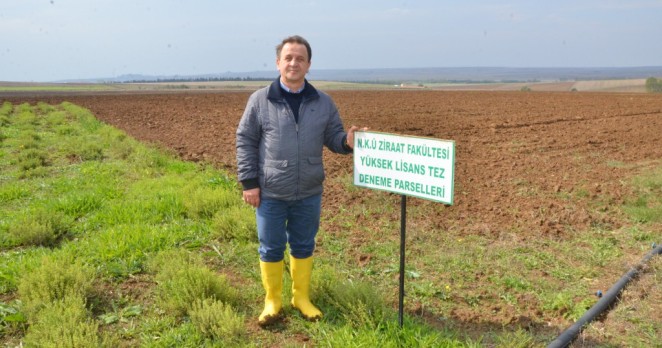 Tarımla uğraşan da azalıyor, ürün de azalıyor