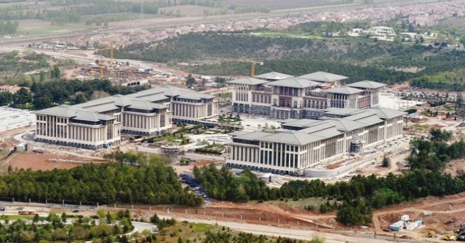 Bir bakanlık sadece ‘Ak Saray’ için çalışmış