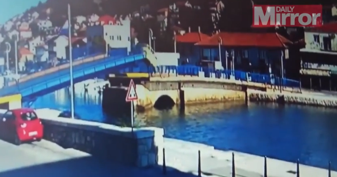 Acele eden kadın sürücü James Bond’u aratmadı