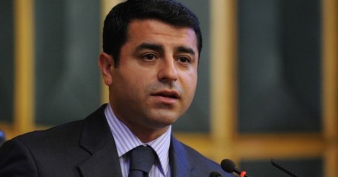 Kendisine çok 100 verdiğimiz için şimdi 400 istiyor