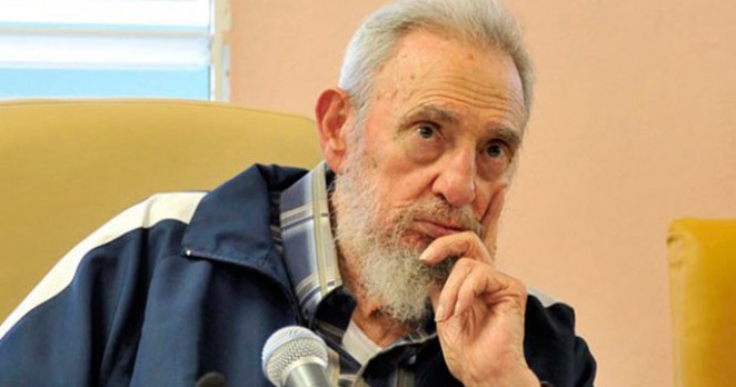 Fidel’den ABD’ye ‘Ebola’ya karşı mücadele teklifi’