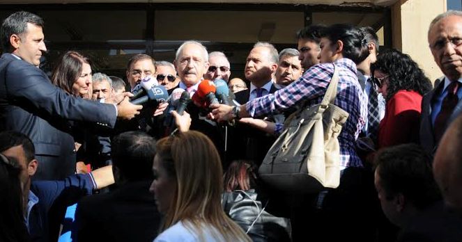 Kılıçdaroğlu: ‘Davutoğlu gerçekten Başbakan mı’