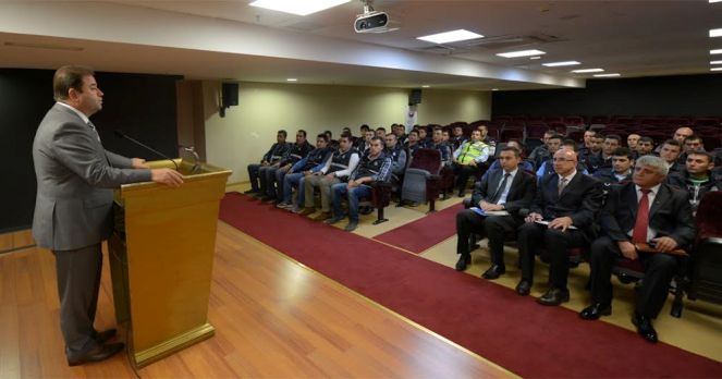 Yeni zabıtalar Maltepe için göreve hazır