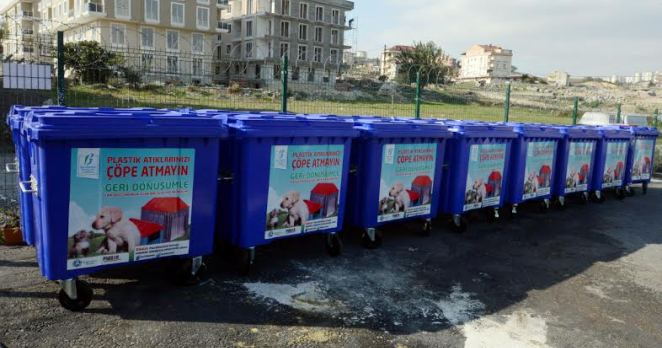 Çöpe atmayın, patilere yuva olsun