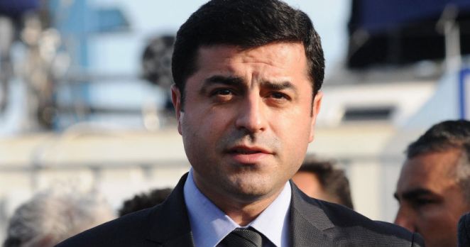 Demirtaş: AKP, güçlü çıkarsa muhaliflere operasyon başlatacak