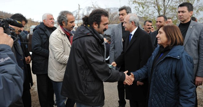 Kılıçdaroğlu Ailesi taziyeleri kabul etti