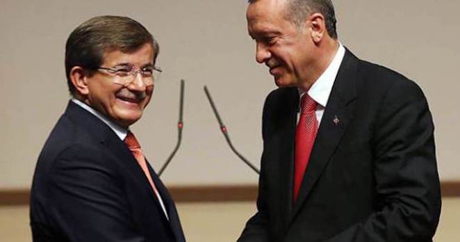 Davutoğlu'ndan Erdoğan'ı hedef alan zehir zemberek açıklama