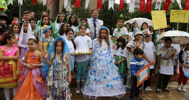 Çevreciliği eğlenerek öğreniyorlar