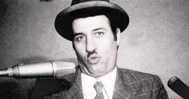 Aziz Nesin’in ünlü romanı Zübük  ‘perde’ diyor