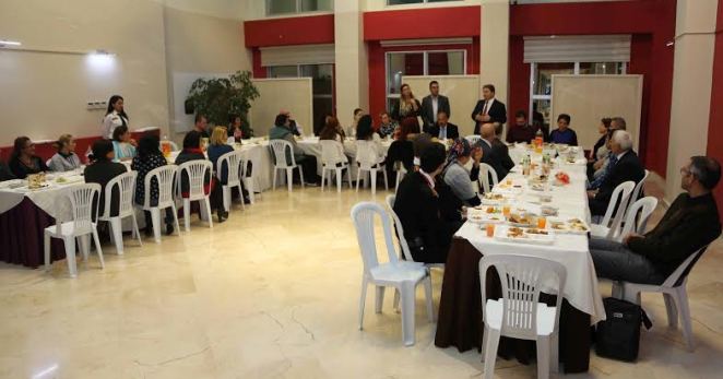 Başkan Ali Kılıç belediye personeliyle oruç açtı