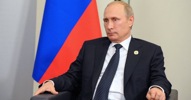 Duma Putin'in yeniden başkan olmasının &ouml;n&uuml;ndeki engelleri kaldırıldı