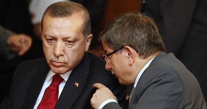 ‘Erdoğan ile Davutoğlu arasında dört eski bakan çatlağı’ iddiası