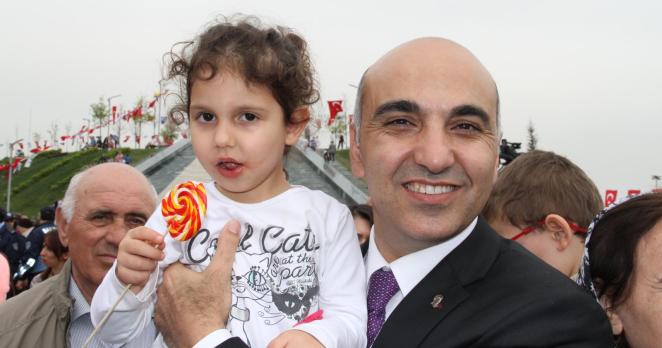 Çocuk evlerinde karne heyecanı