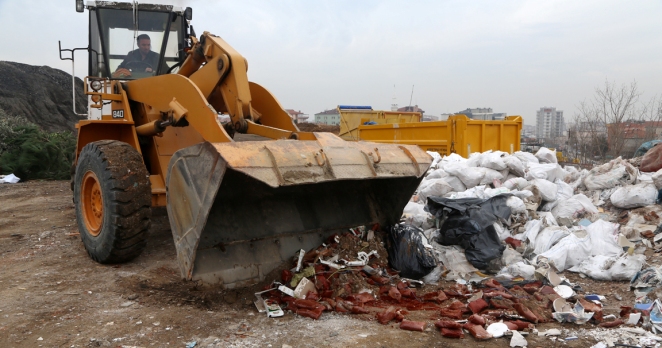Çeyrek ton kırmızı pul biber imha edildi