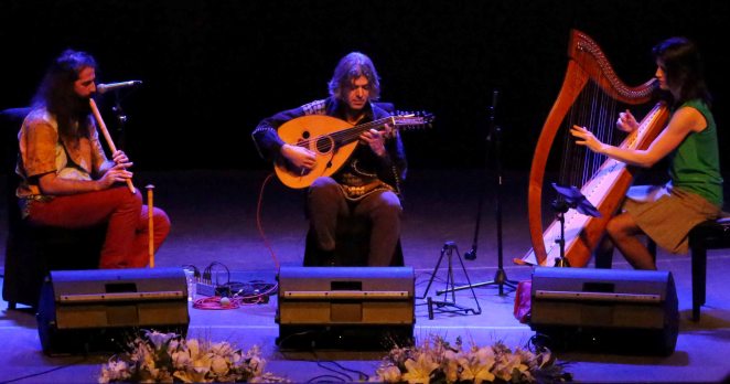 “Mehmet Polat Trio” grubu dünya ezgileriyle büyüledi