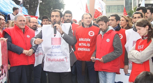 CHP’li Gençlerden Grevdeki işçilere destek