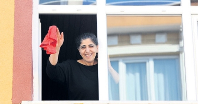 Emekçi kadın Ayten Kargın’dan örnek olacak hukuk zaferi