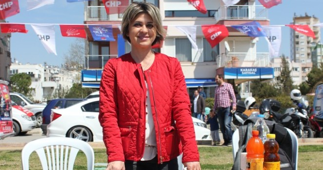 Özlem Gözaçan gönüllere girdi