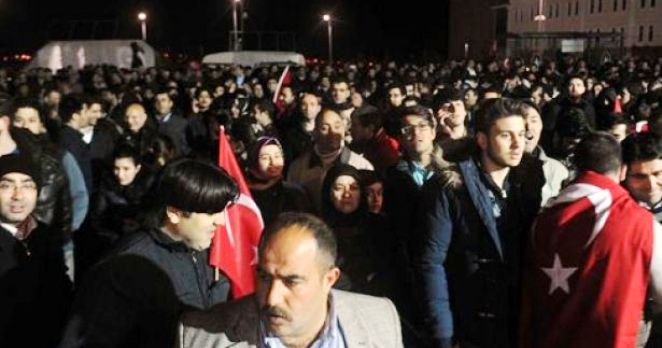 Diktatörlük hevesi ülkeyi bu hale getirdi
