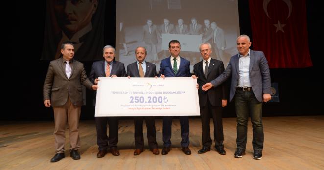 Beylikdüzü Belediyesi’nden çalışanlarına 1 Mayıs ikramiyesi