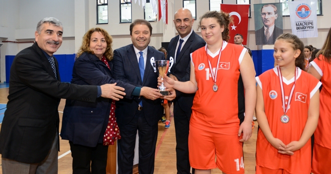 Maltepe’de basketbol şöleni