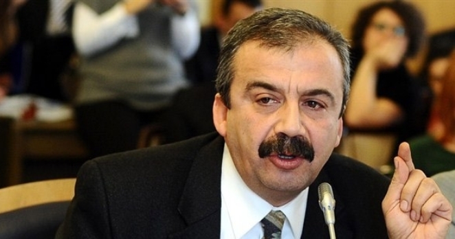 Sırrı Süreyya Önder: Bu sonuçlar savaşa karşı barışın zaferidir”