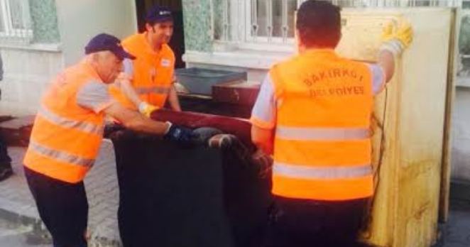Bakırköy’de çöp ev