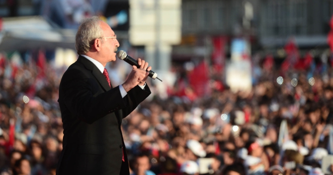 Kılıçdaroğlu: Erdoğan ve Davutoğlu cinnet halinde