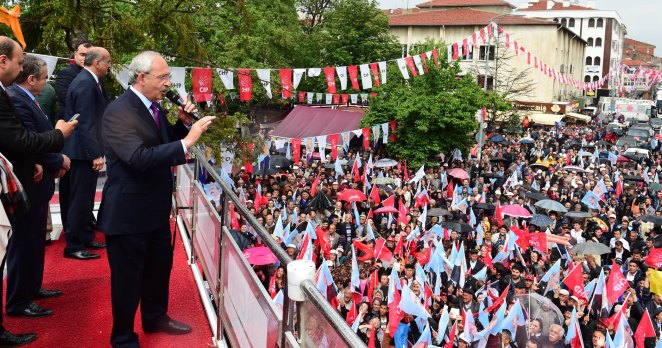 Kılıçdaroğlu’ndan Çubuk’ta yağmur altında miting