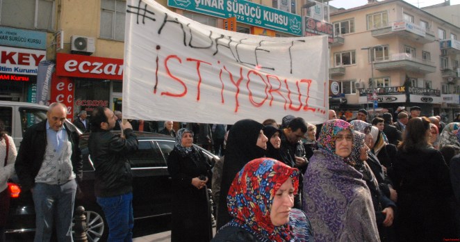 30 yıllık tapu sorunu isyan ettirdi