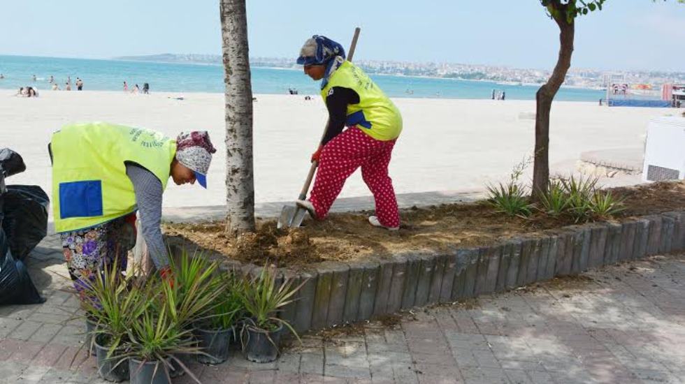 Büyükçekmece’de yapılan her hizmette  kadın emeği var!