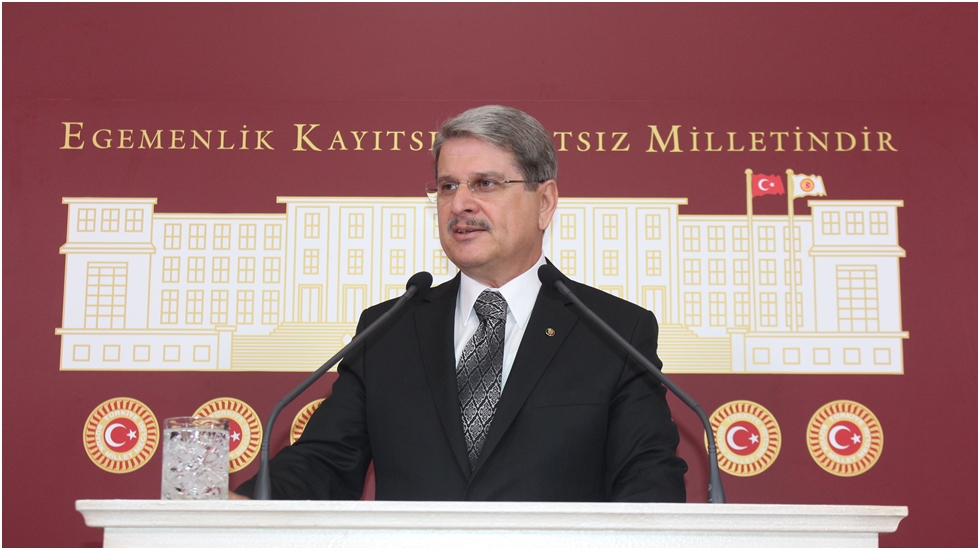 Aytun Çıray’dan bedelli askerlik önerisi