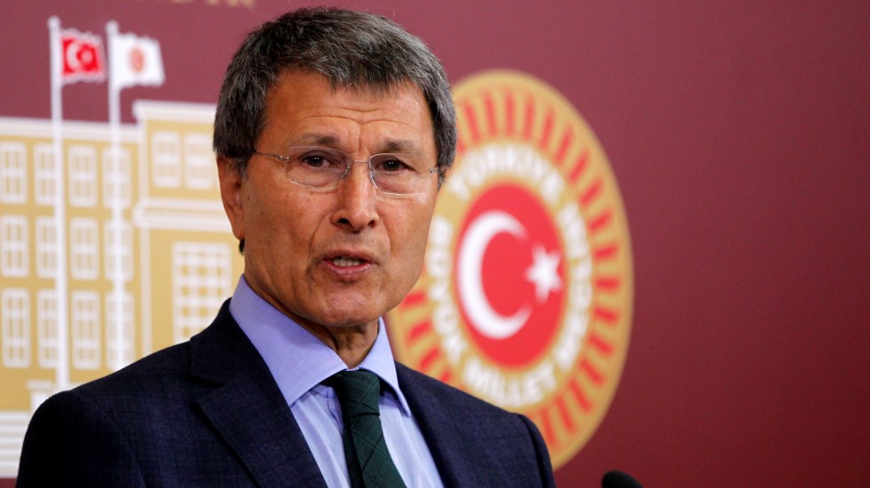 Yusuf Halaçoğlu MHP Grup Başkanvekilliğinden alındı